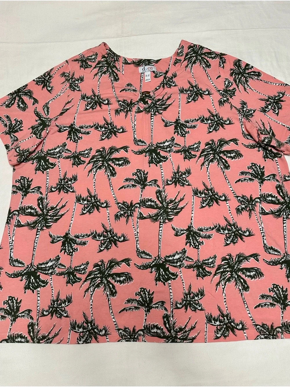 Denim & Co. Women’s Coral Palm Tree Print Top - 3X - Picture 1 of 5